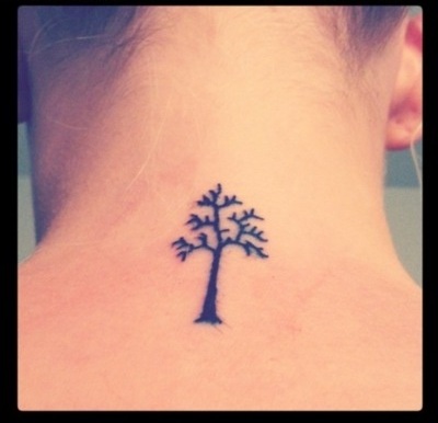一棵树纹身图图片